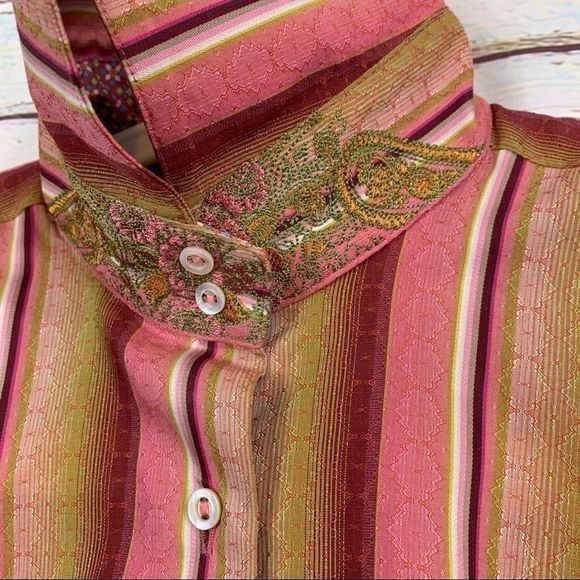 NWOT Robert Graham GORGEOUS Blouse Size XS! - Picture 6 of 16